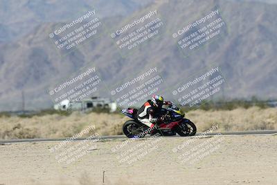 media/Dec-07-2025-CVMA (Sun) [[3e7d2de5dc]]/Race 5-Formula UL-CVMA Hooligans-American Thunder/